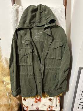 American Eagle dark green military fall jacket medium nwt